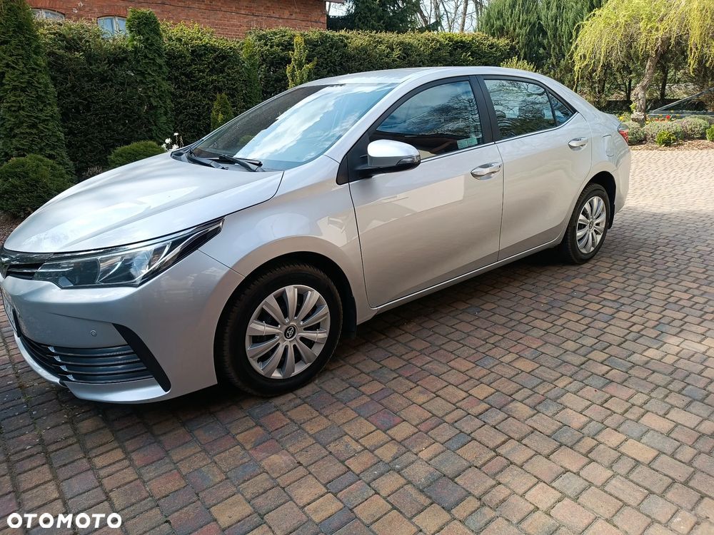 Toyota Corolla 1.6 Premium - 4
