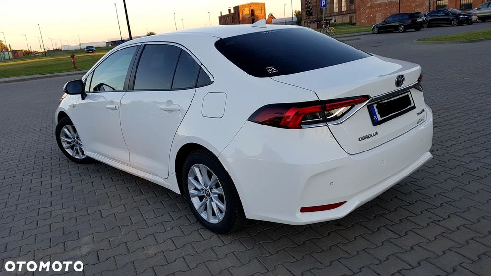 Toyota Corolla 1.8 Hybrid Comfort - 2