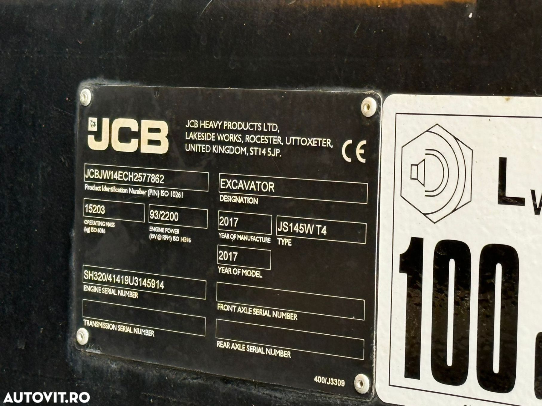JCB JS 145 Excavator pe Roti - 9