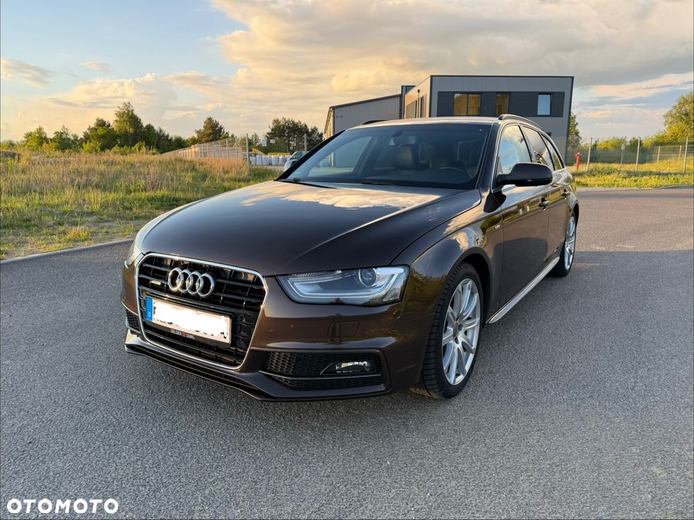 Audi A4 Avant 2.0 TDI DPF quattro S tronic S line Sportpaket - 1