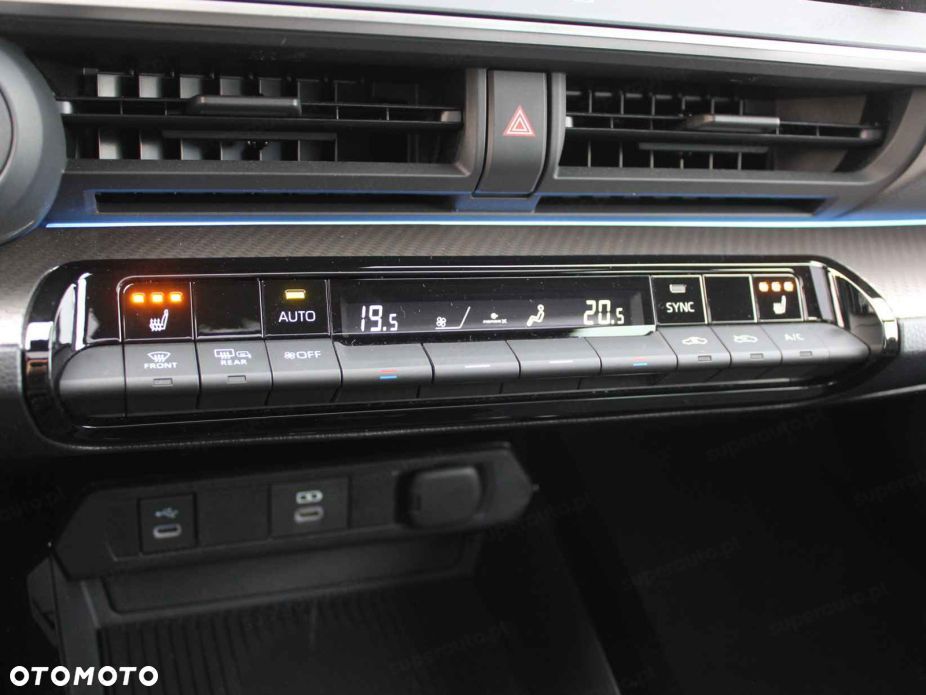 Toyota Prius - 10