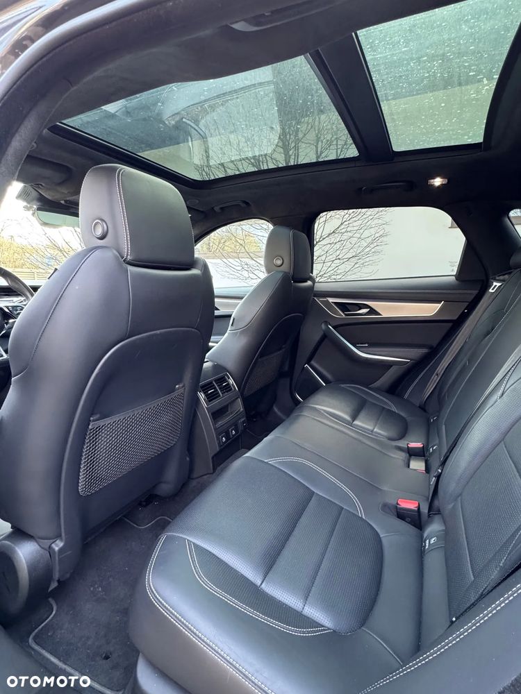 Jaguar F-Pace 2.0 P400e PHEV AWD R-Dynamic HSE - 12