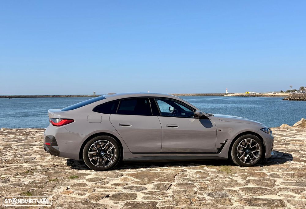 BMW i4 eDrive40 Pack Desportivo M - 8
