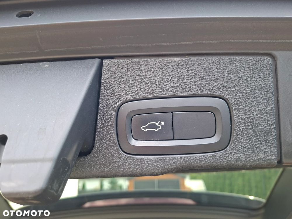Volvo XC 60 - 18
