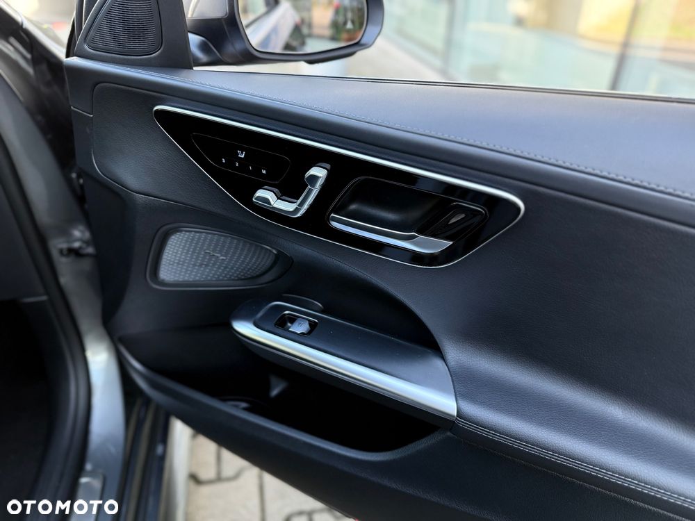 Mercedes-Benz Klasa C 220 d 4Matic 9G-TRONIC AMG Line - 28