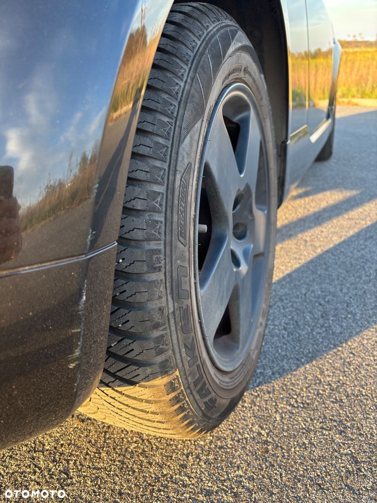 Audi TT Coupé 1.8T Quattro - 9