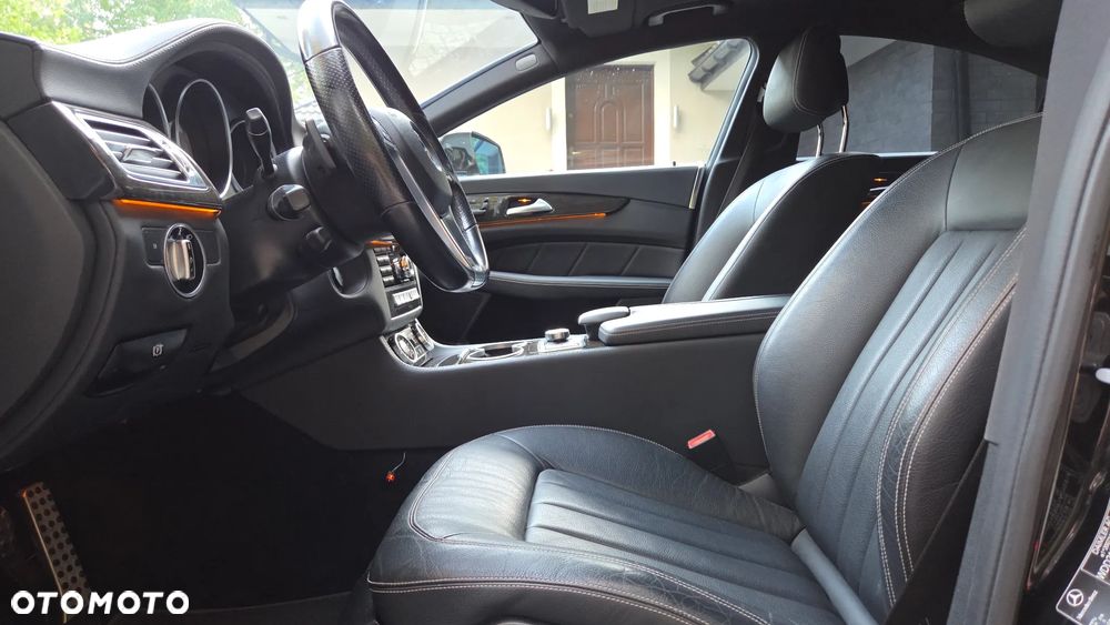 Mercedes-Benz CLS 350 BlueEff - 19
