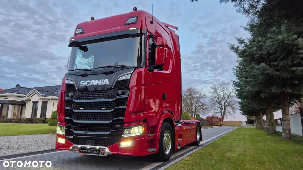Scania SCANIA///S530///V8///2022/// FULL LED///ALUFELGI/// KLIMATYZACJA POSTOJOWA/// ZABUDOWY MIĘDZYOSIOWE/// SKÓRZANE FOTELE///WAGA/// STAN JAK NOWY///RETARDER/// - 4