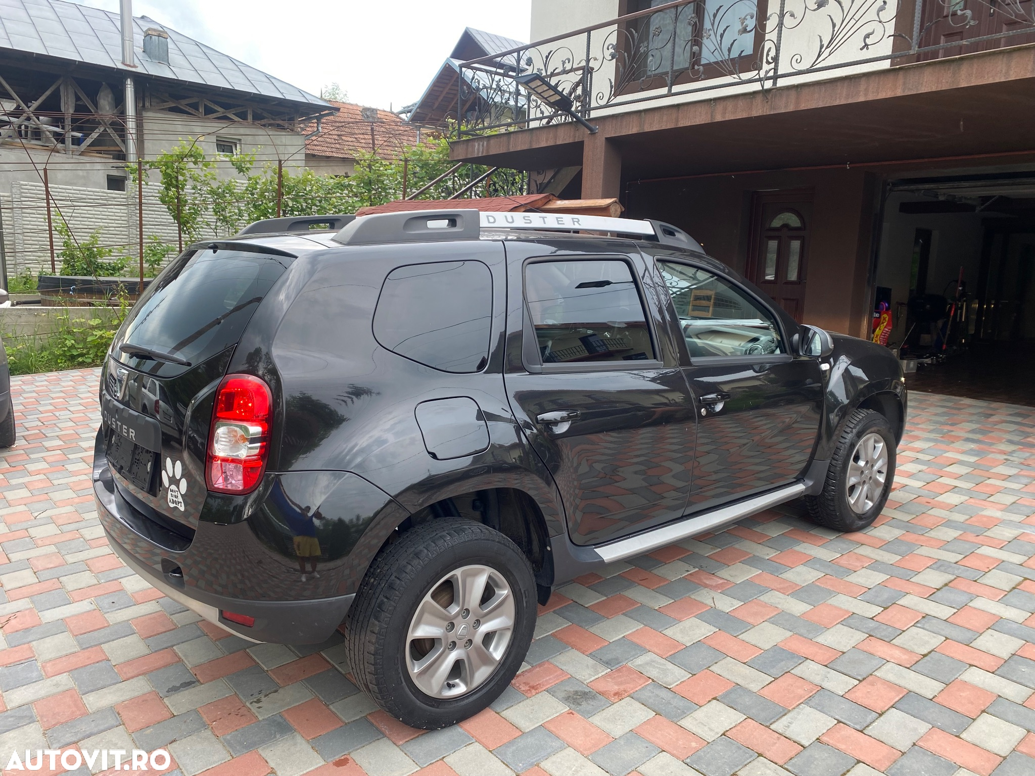 Dacia Duster 1.5 dCi 4x2 Laureate - 14