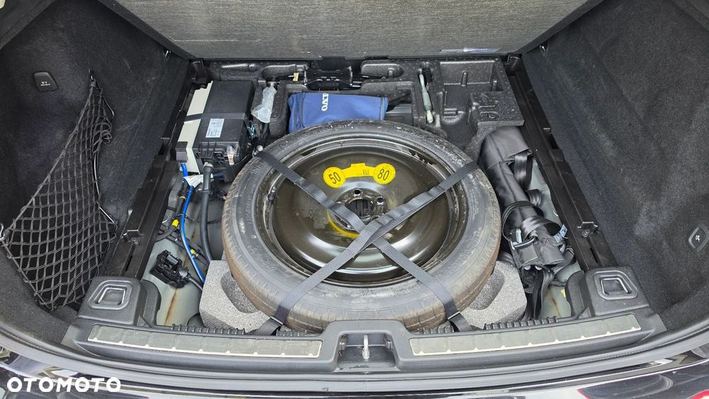 Volvo XC 60 B4 D AWD Momentum Pro - 12