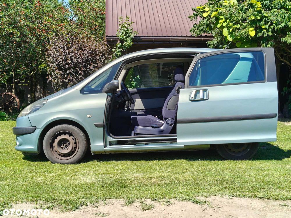 Peugeot 1007 - 2