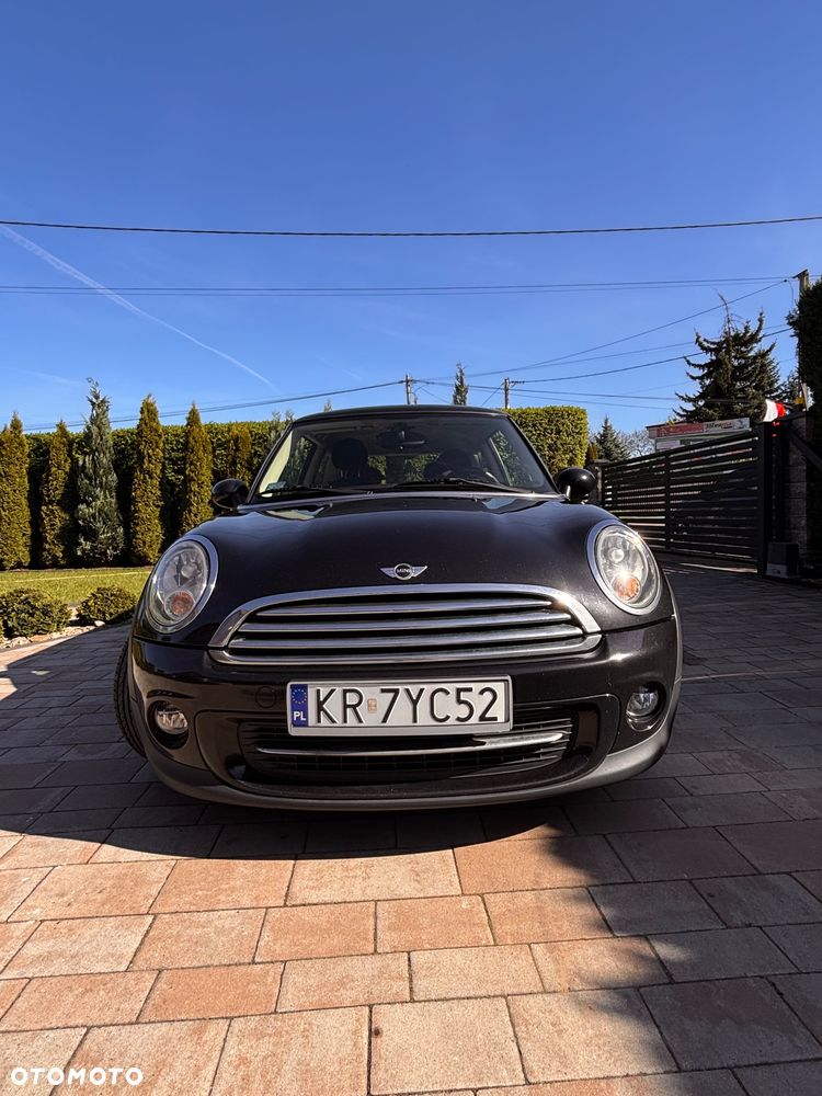 MINI Cooper Standard - 1