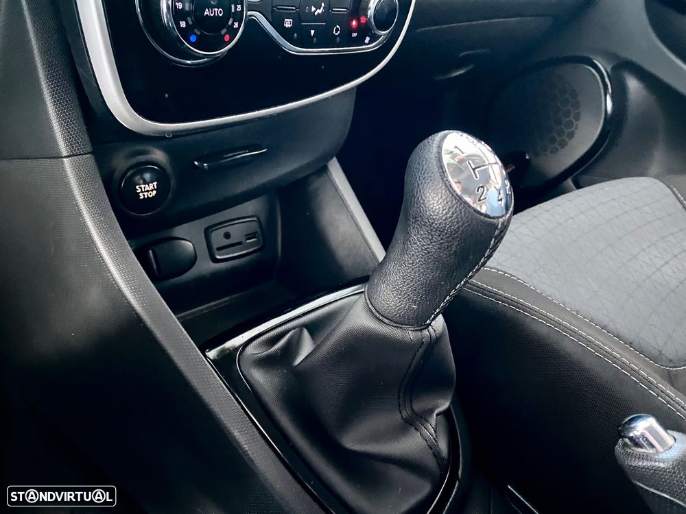 Renault Clio Sport Tourer 1.5 dCi Luxe - 21