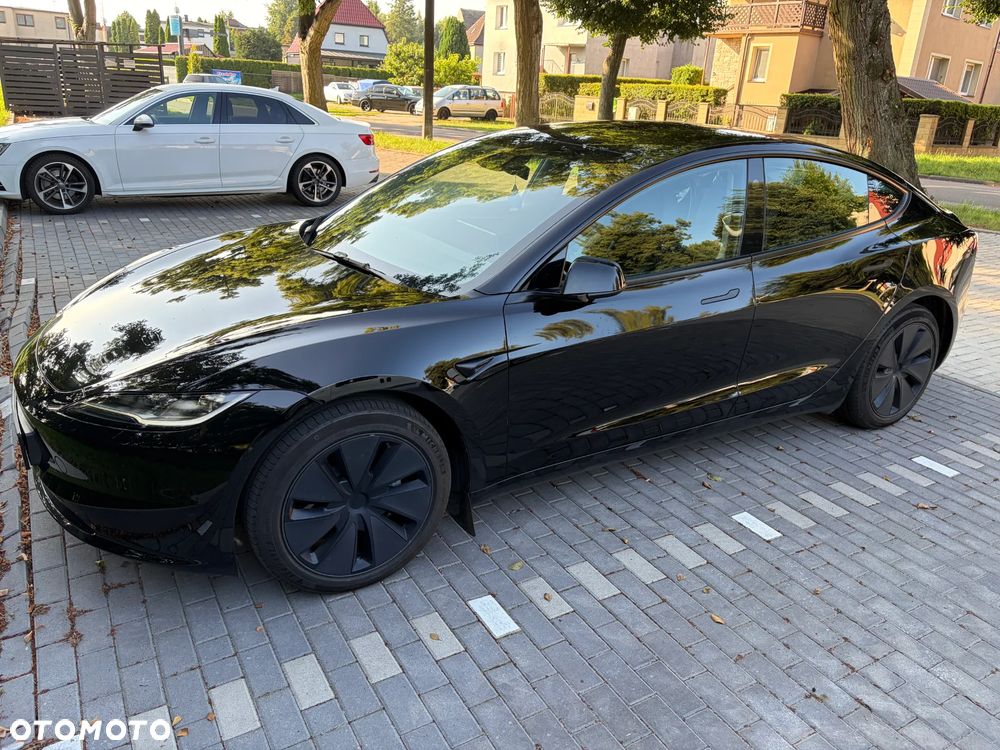 Tesla Model 3 AWD - 1