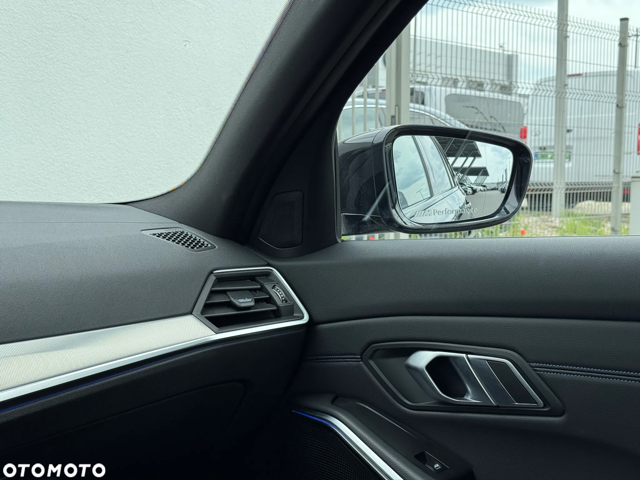 BMW Seria 3 330d Touring M Sport - 16