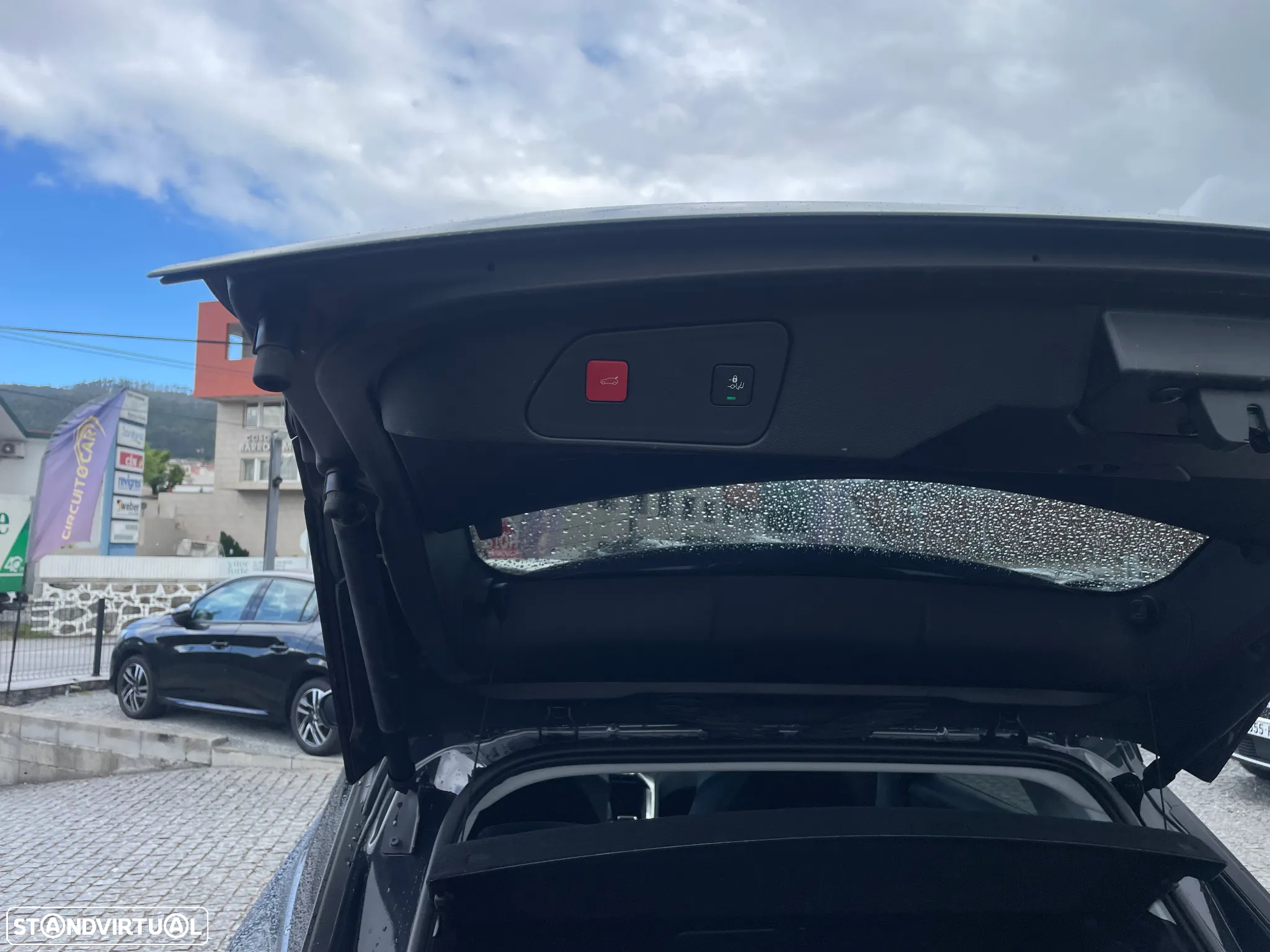 Peugeot 3008 1.2 PureTech Allure Pack EAT8 - 22