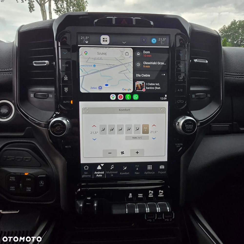 RAM 1500 Crew Cab Sport - 12