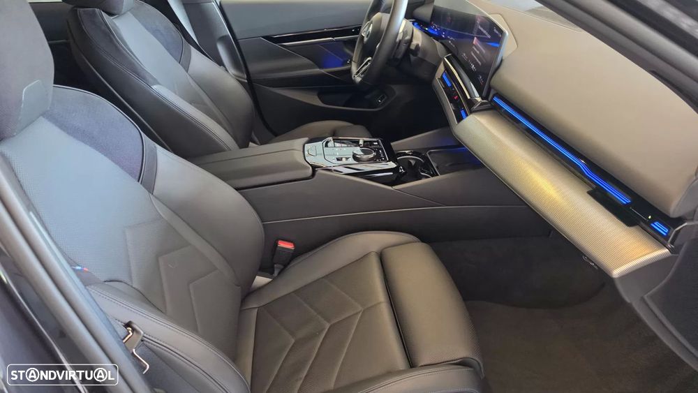 BMW 520 d Pack Desportivo M - 53