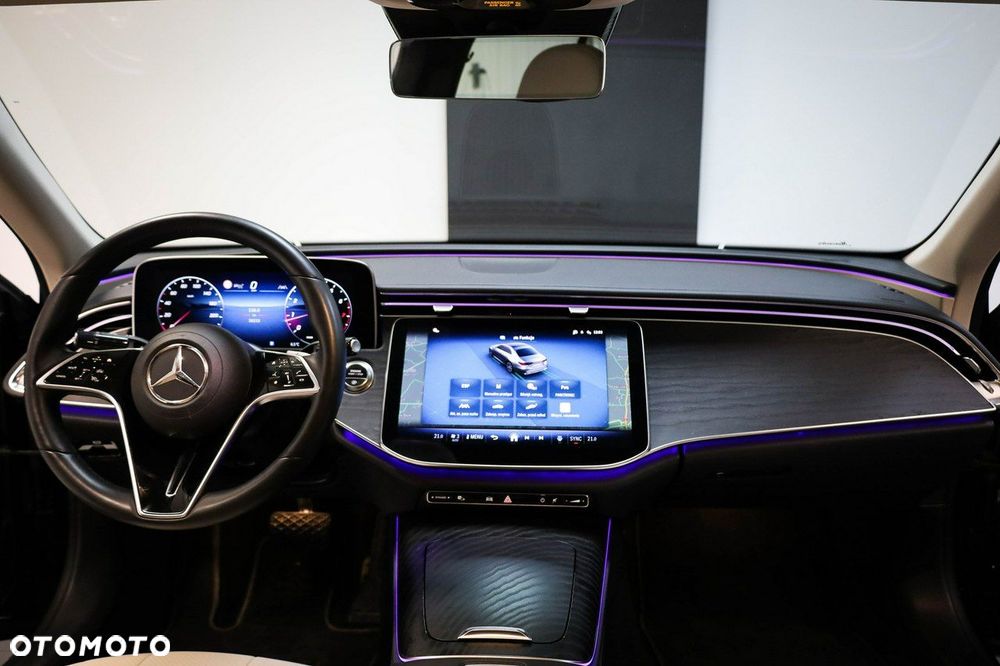 Mercedes-Benz Klasa E - 17