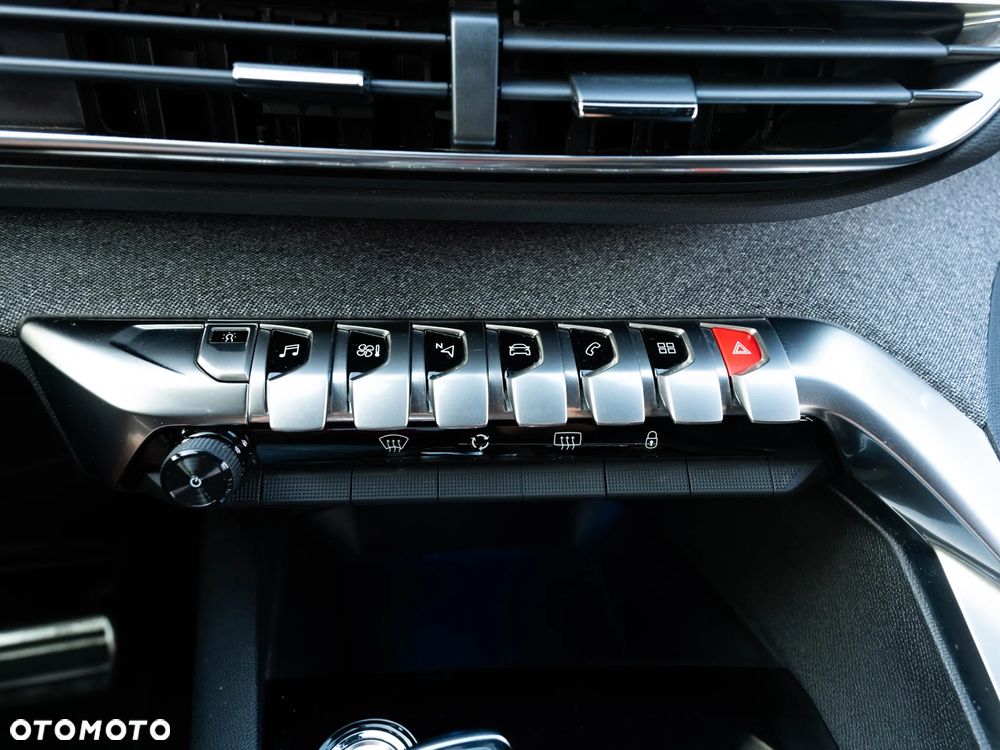 Peugeot 5008 1.6 PureTech GT Line S&S EAT8 - 37