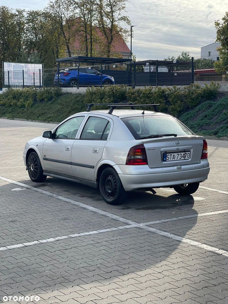 Opel Astra II 1.6 NJoy - 11
