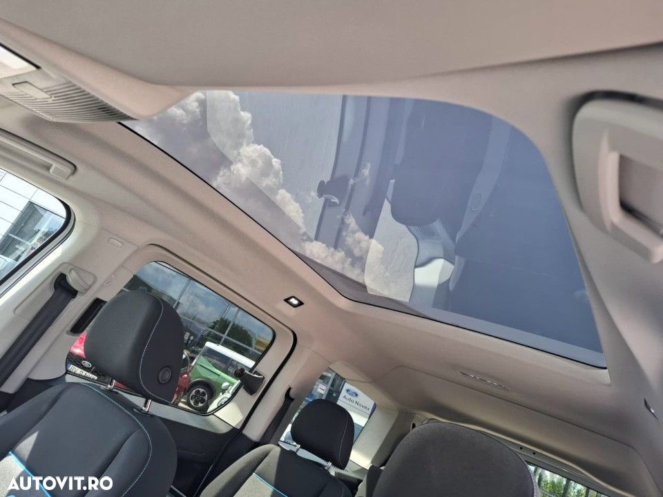Ford Tourneo Connect - 18