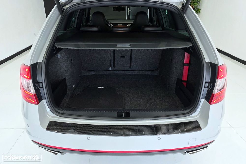 Skoda Octavia Break 2.0 TDI RS DSG - 14