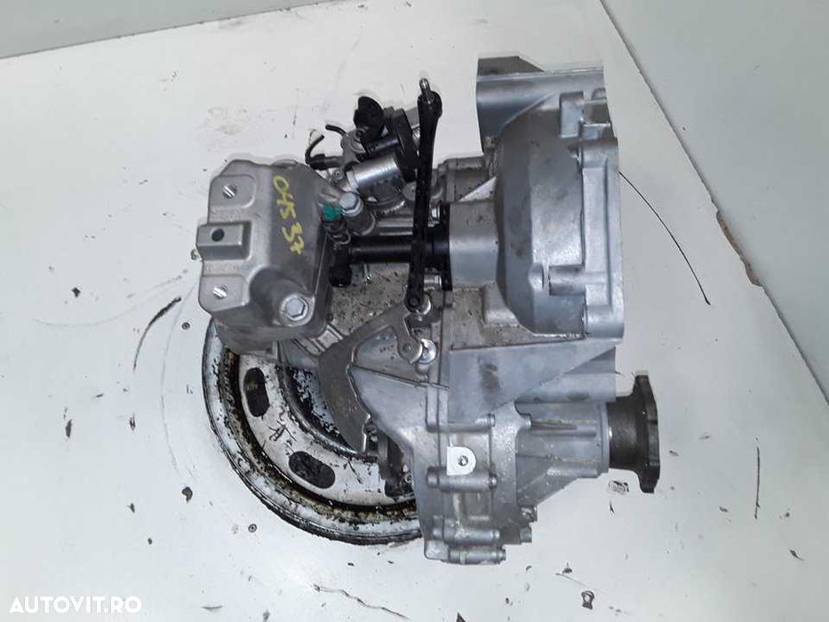 Cutie de viteze VW Golf 8; 1.0 TSI; USN; Start/Stop; 6 Trepte - 4