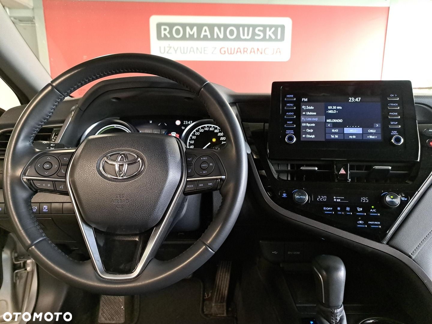 Toyota Camry 2.5 Hybrid Comfort CVT - 19