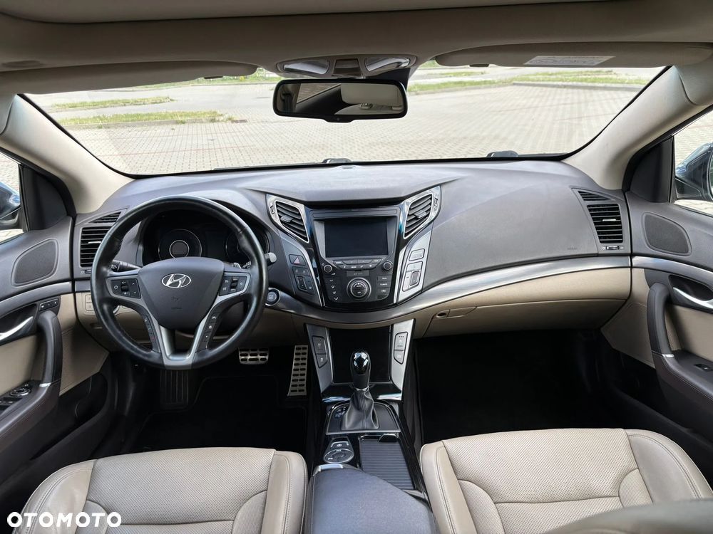 Hyundai i40 Kombi blue 1.7 CRDi DCT Premium - 36