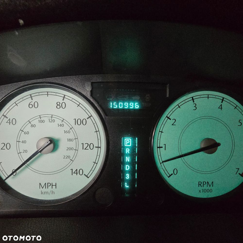 Chrysler 300C - 16