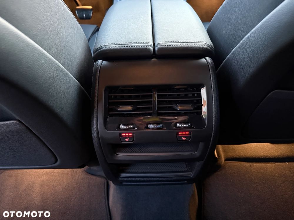 BMW X6 xDrive30d mHEV sport - 28