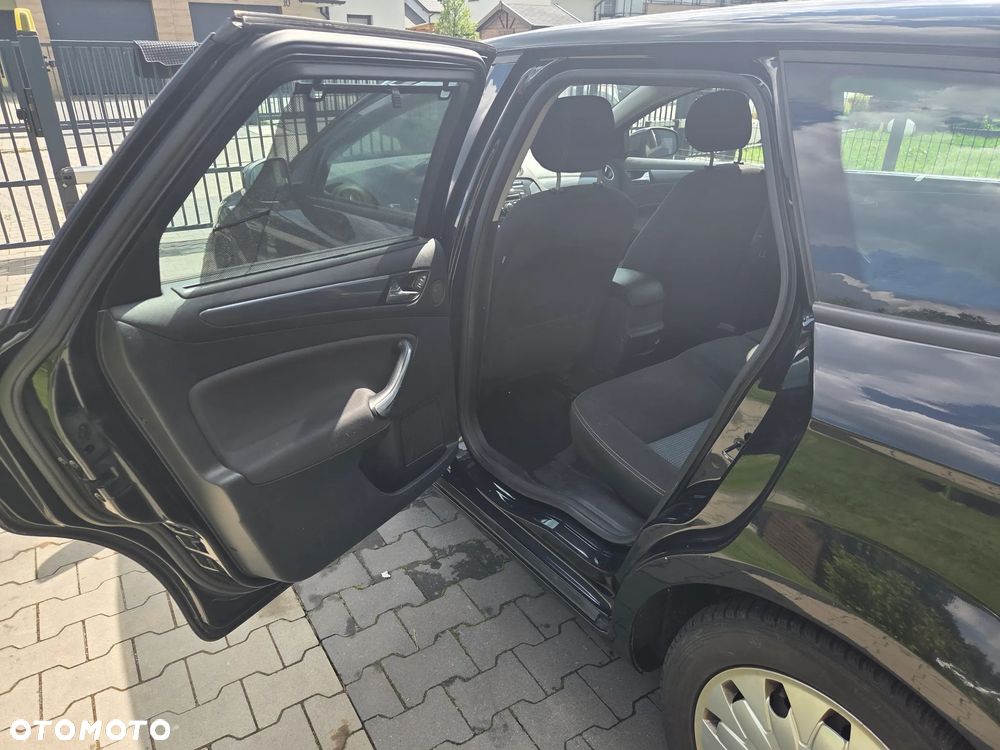 Ford Mondeo 1.6 TDCi Titanium - 14