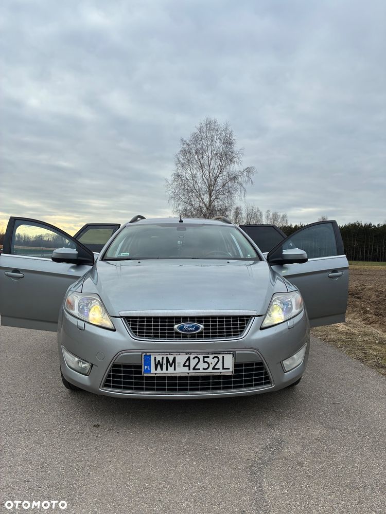 Ford Mondeo 2.5 Titanium - 1