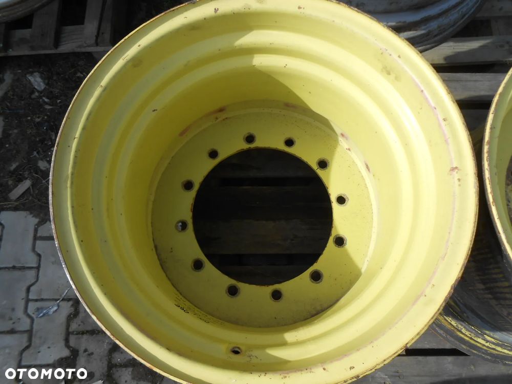 Felga 20x26 fi370mm John Deere 4755 - 2