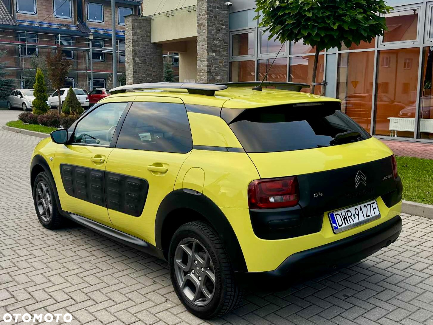 Citroën C4 Cactus 1.2 PureTech Shine - 3