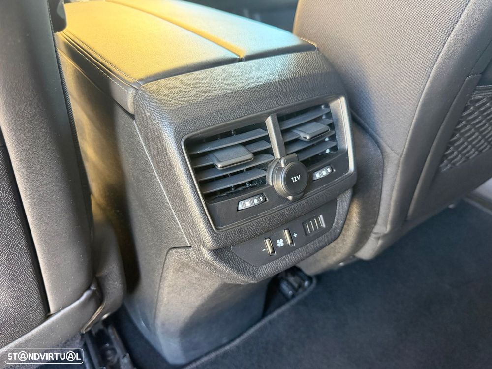 Peugeot 5008 1.5 BlueHDi Allure Pack EAT8 - 22