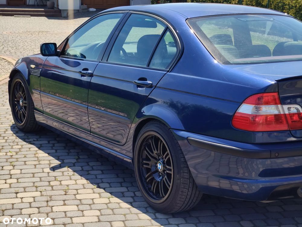 BMW Seria 3 325i - 13