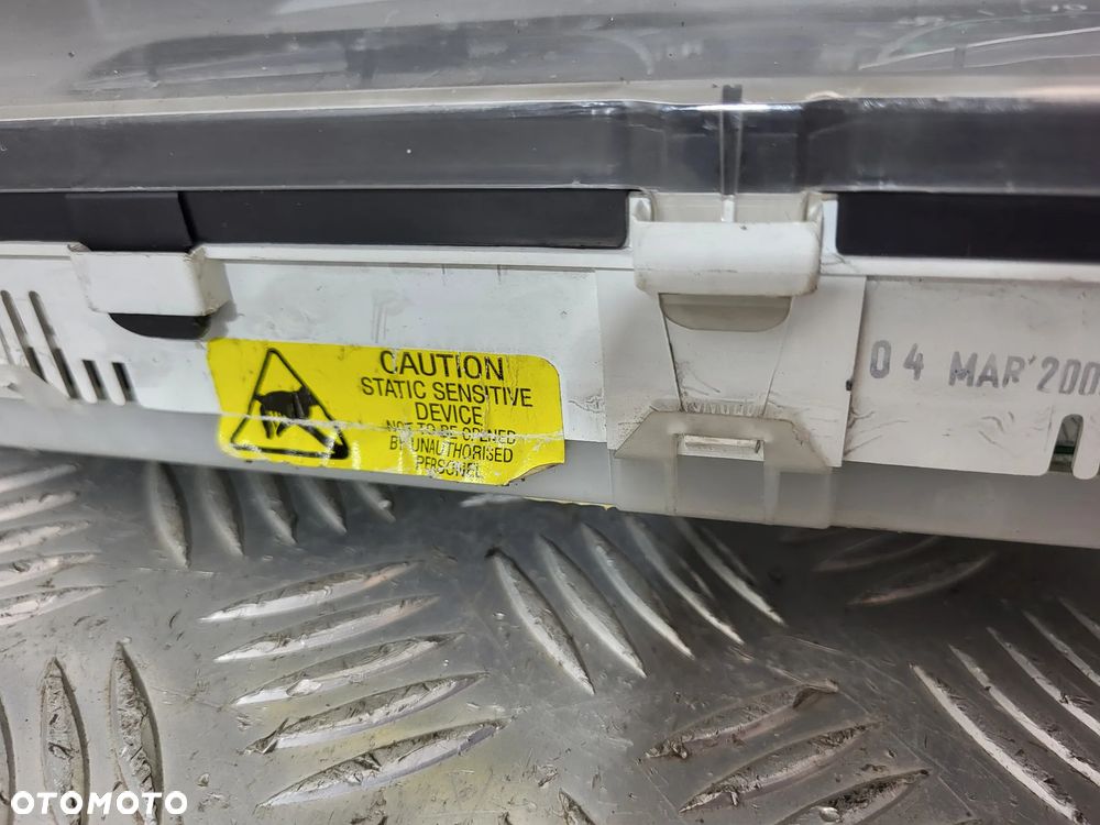 Land Rover Discovery II 2.5 TD Licznik UK - 2