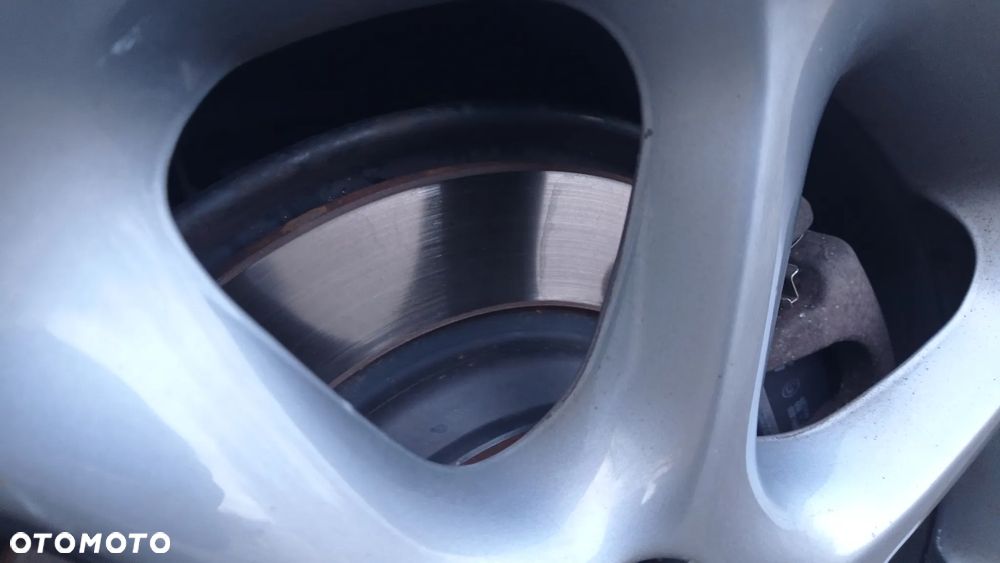 Volvo V70 D4 Ocean Race - 32