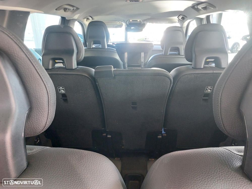 Volvo XC 90 2.0 T8 PHEV Momentum Plus AWD - 11