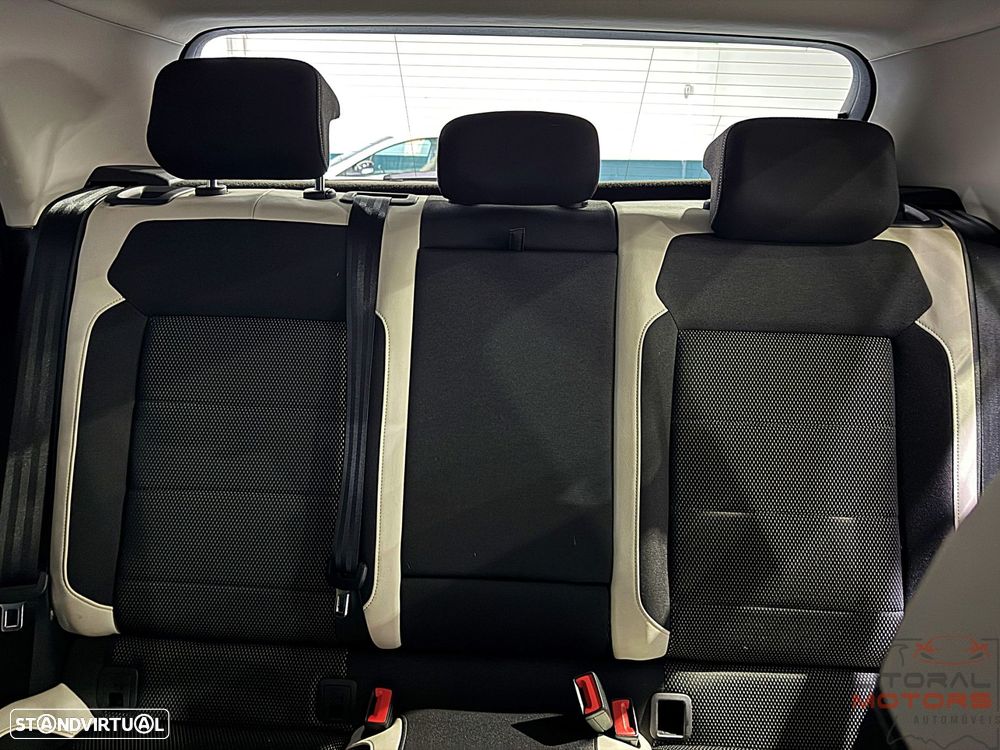 VW T-Roc 1.5 TSI Sport DSG - 39