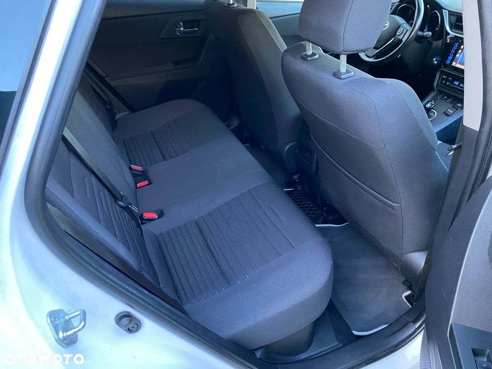 Toyota Auris Hybrid 135 Premium - 16