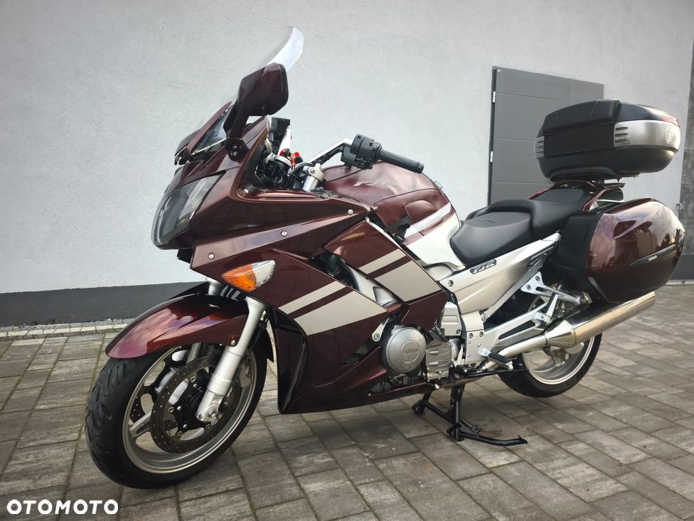 Yamaha FJR - 4