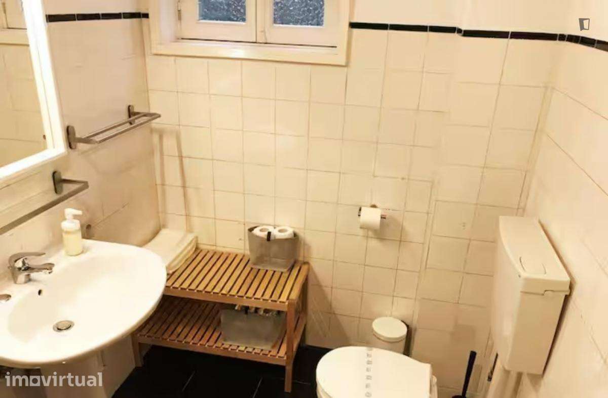 Quarto - localizado em Cedofeita Porto - Grande imagem: 2/11