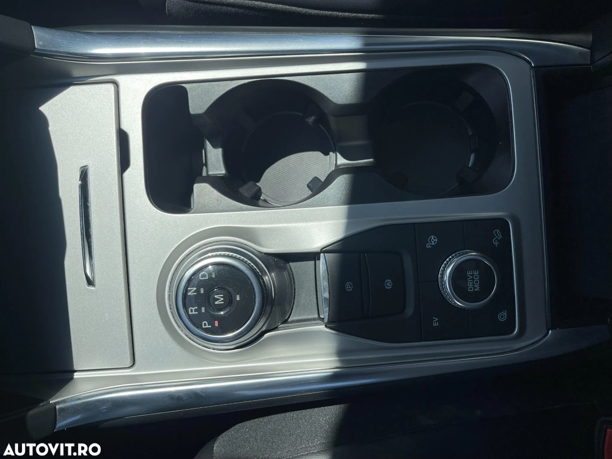 Ford Explorer 3.0 PHEV Platinum - 16