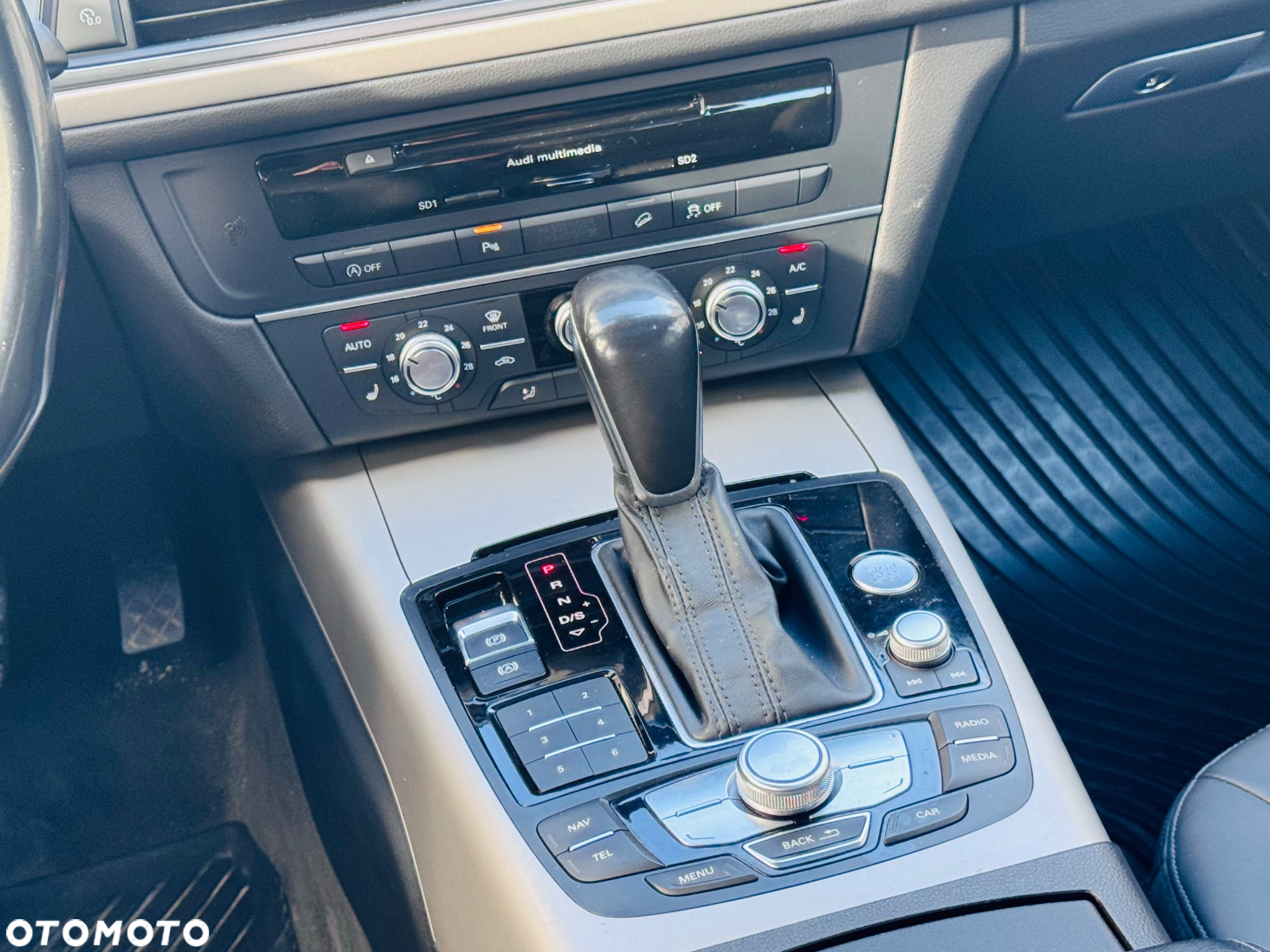 Audi A6 Allroad 3.0 TDI Quattro S tronic - 36
