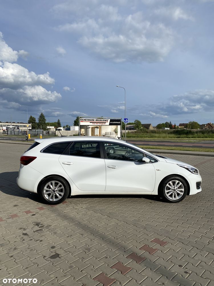 Kia Ceed - 5