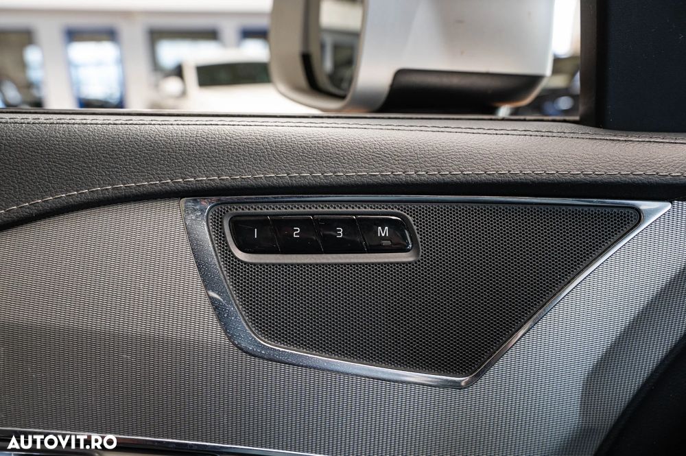 Volvo XC 90 D5 AWD Geartronic RDesign - 29