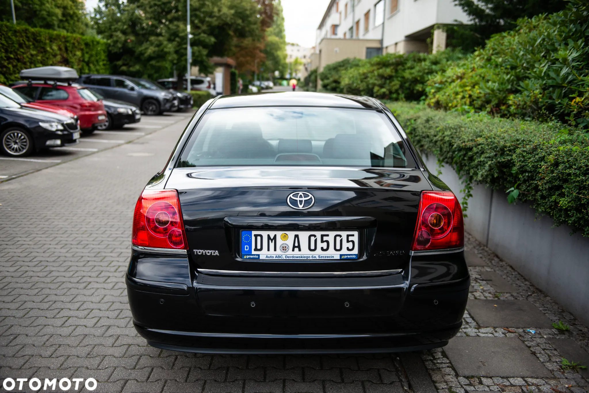 Toyota Avensis 1.8 Sol - 6